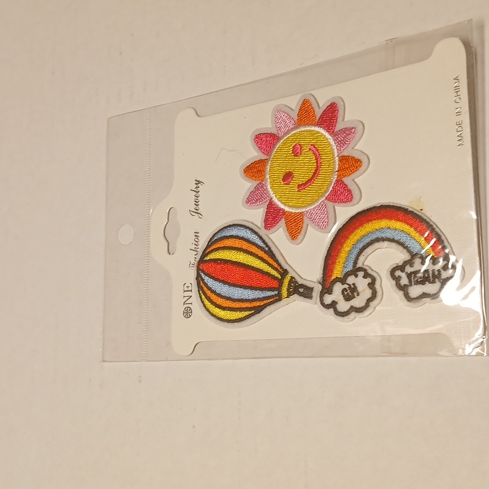 ONE Fashion 3pcs Patch Set Hot Air Balloon Sun Rainbow NWT - Picture 5 of 8
